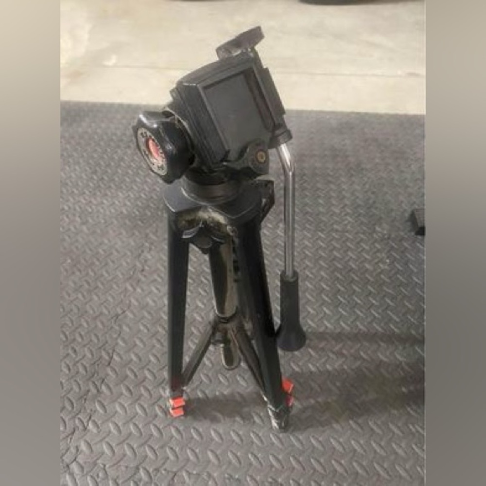 Nikon camera bundle - Picture 10 of 10